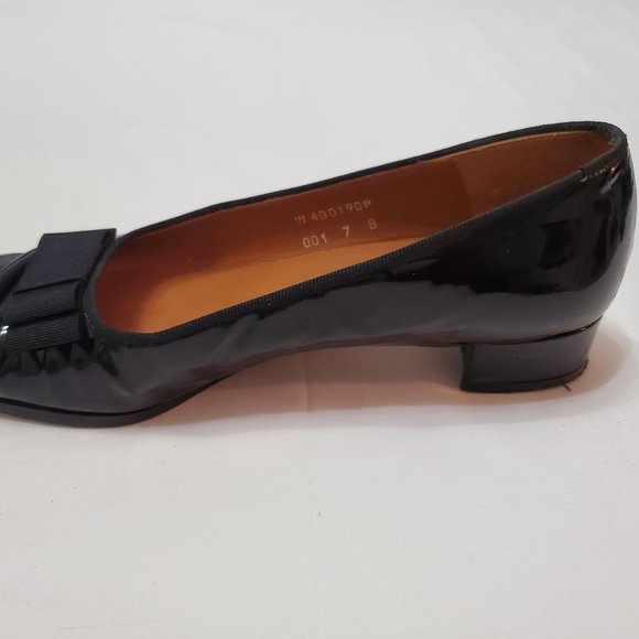 Ralph Lauren Patent Leather Bow Flats 7 - Picture 5 of 12